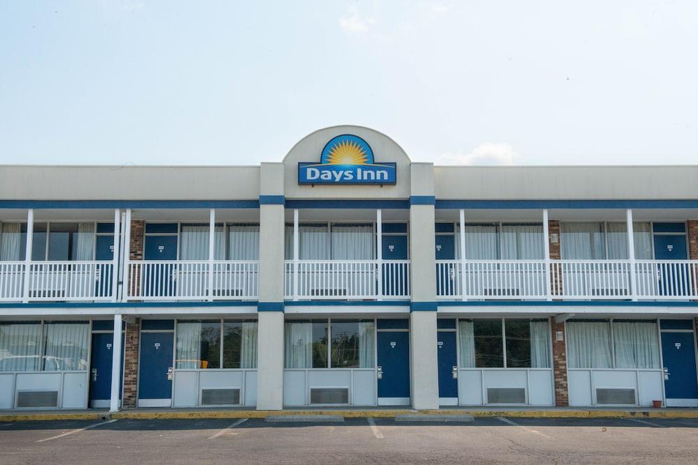Days Inn By Wyndham Waynesboro Exteriör bild